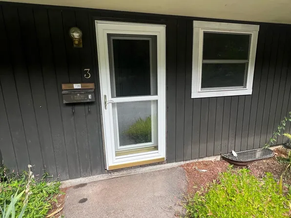 60 Brookside Drive #3, Brattleboro, VT 05301