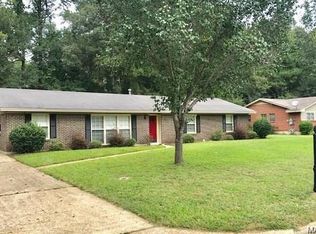 3531 Robert E Lee Dr, Millbrook, AL 36054