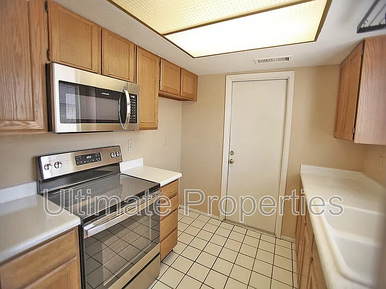 6605 W Mescal St — Photo 8