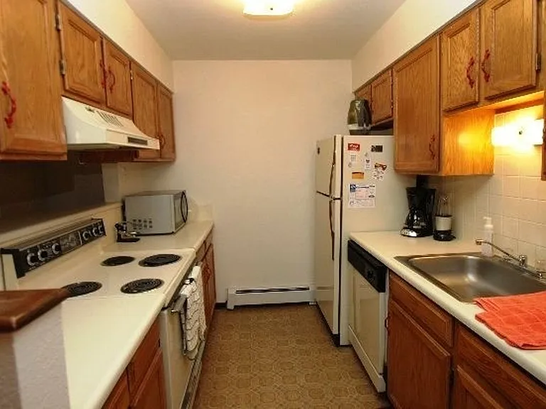 2800 Kalmia Ave #B105 — Photo 8