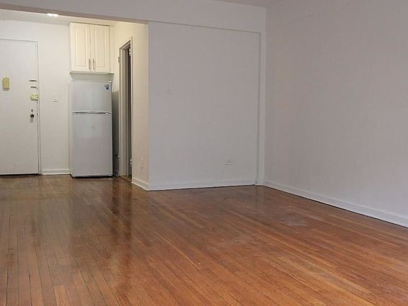 3rd image of 144-67 41st Ave #26