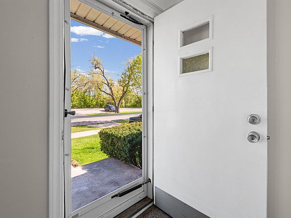 4th image of 1119 Harrison Blvd