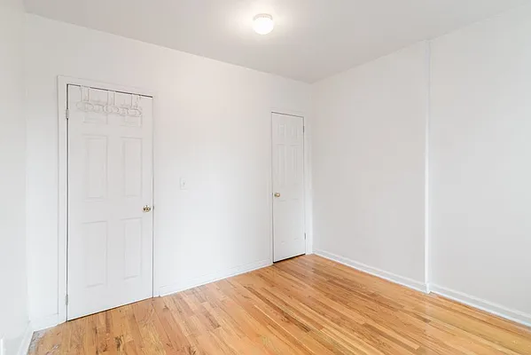 Rented by Bond New York | media 13