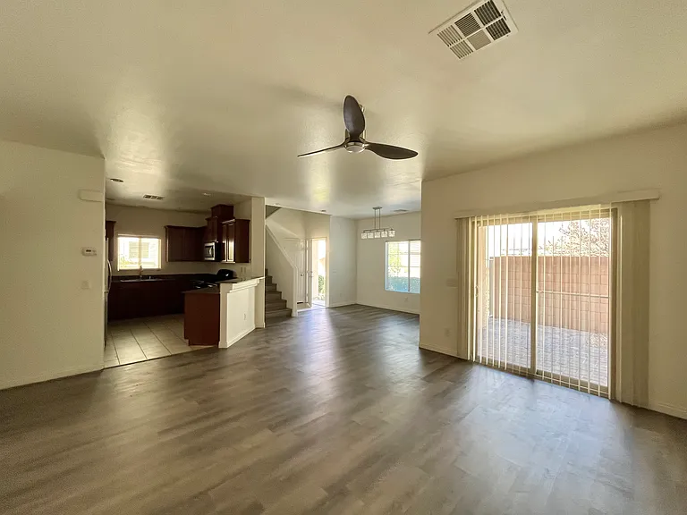 9493 Alma Ridge Ave — Photo 8