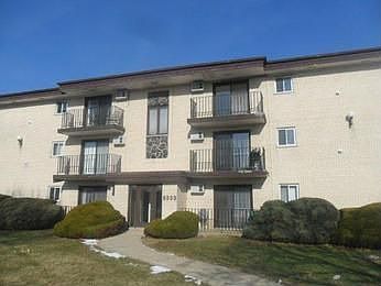 1st image of 8333 Captons Ln APT 302