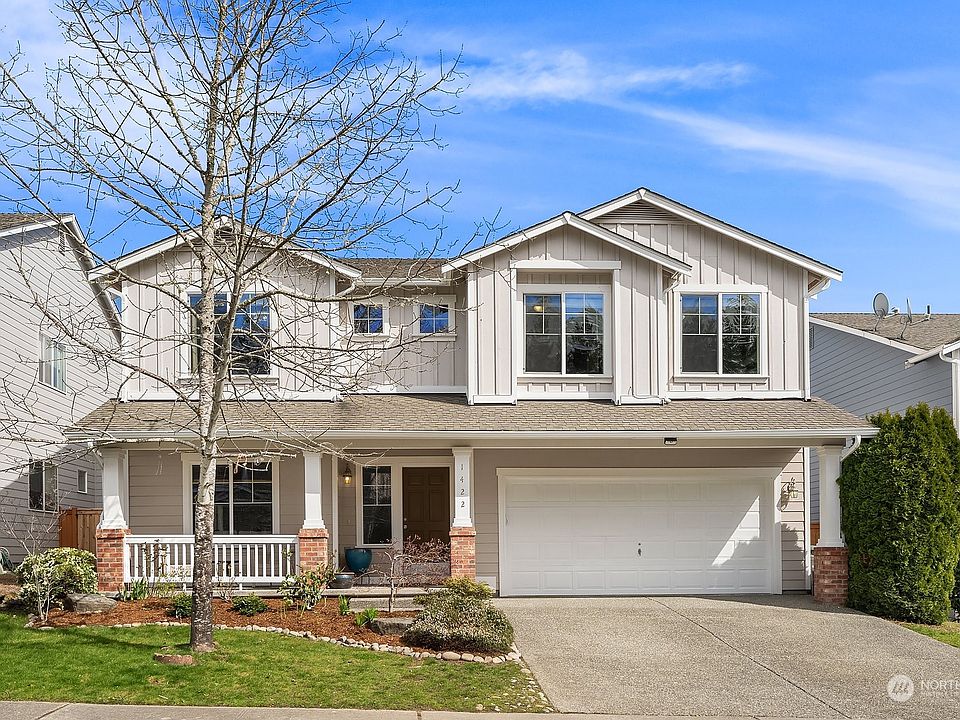 1st image of 1422 231st Avenue SE