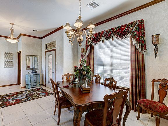 4th image of 11012 Shoreside Dr