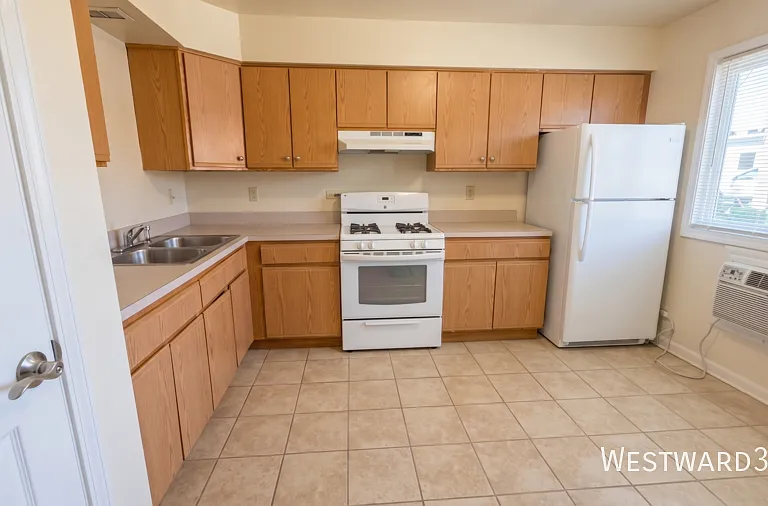 4340 Wilson Ave #4 — Photo 11