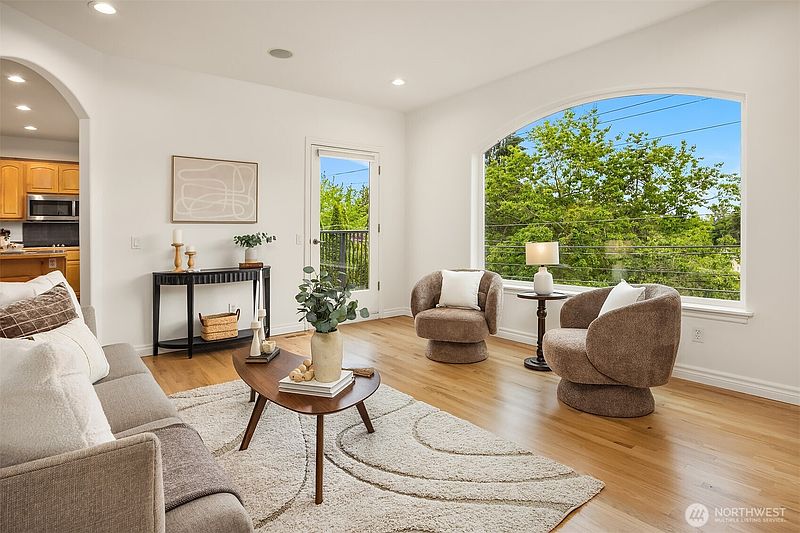 4th image of 9021 Sand Point Way NE