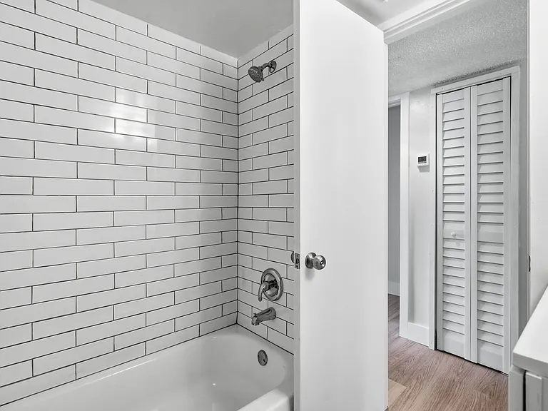 1283 Pierce St #2 — Photo 7