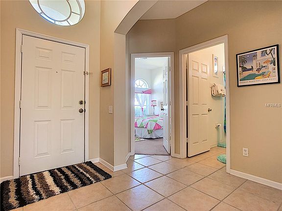 4th image of 8138 Sun Palm Dr