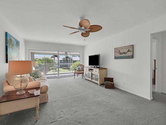 2nd image of 4 Garden Street #204n