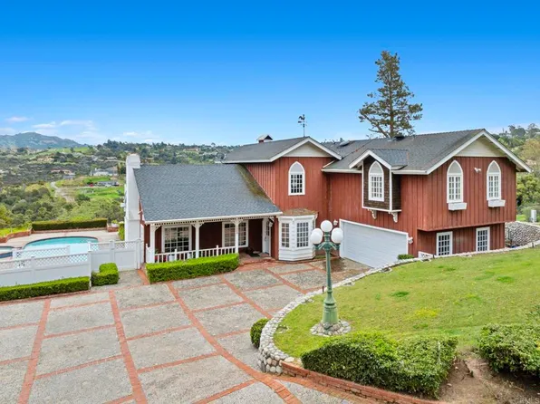 1568 Calle Lomeda, Fallbrook, CA 92028