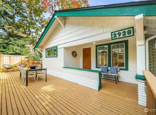 2928 Walnut Ave SW, Seattle, WA 98116