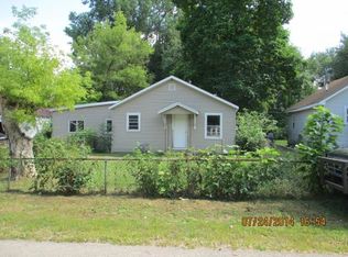 2005 E Yale Ave, Muncie, IN 47303