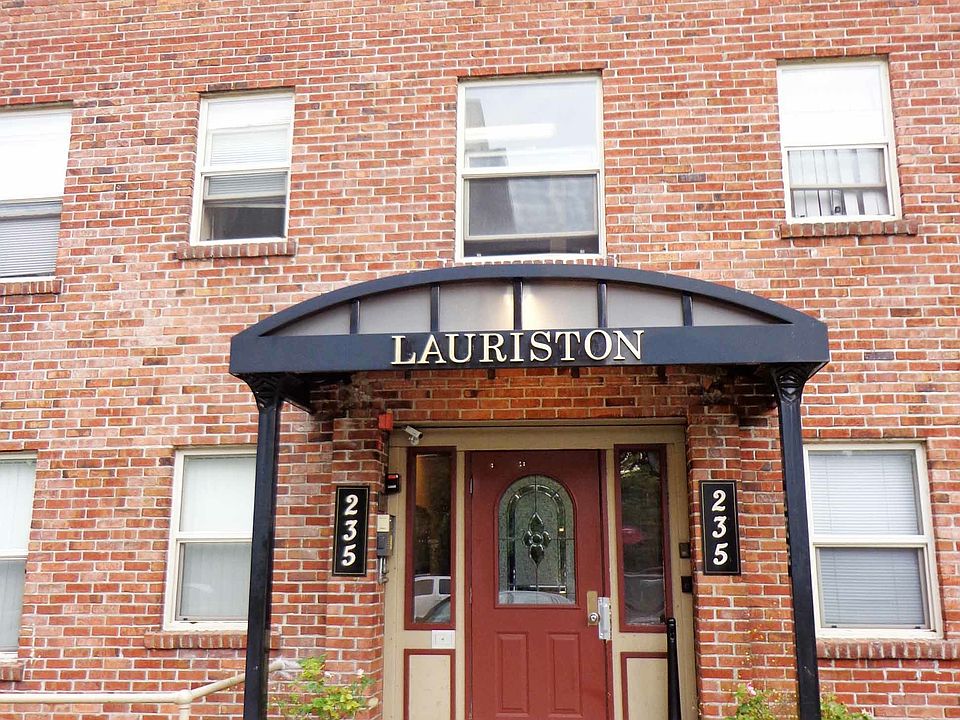 1st image of 235 Tacoma Ave S APT 105