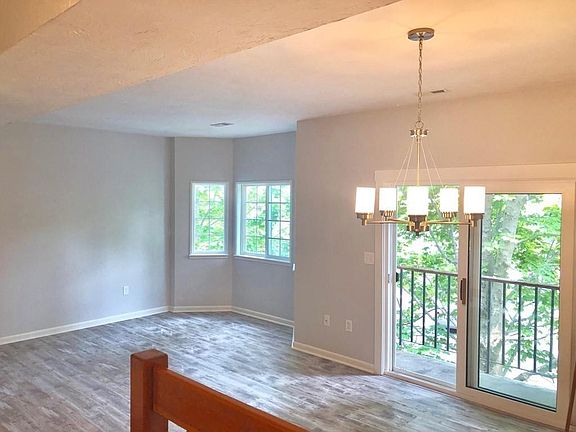 4th image of 120 Tall Oaks Dr Unit C2