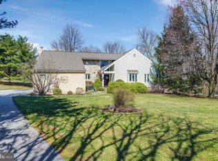 102 Hunters Run, Newtown Square, PA 19073