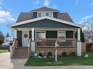 3147 Kenmore Rd, Berkley, MI 48072