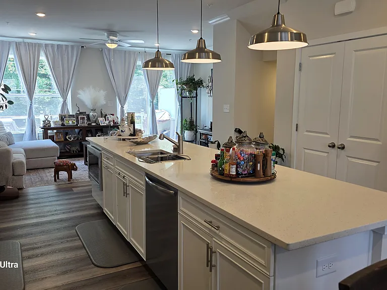 2944 Bridgewater Dr — Photo 11