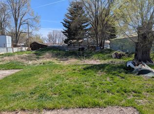 437 N Alder Ave, Burns, OR 97720