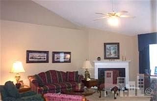 3rd image of 5004 Woods Edge Drive