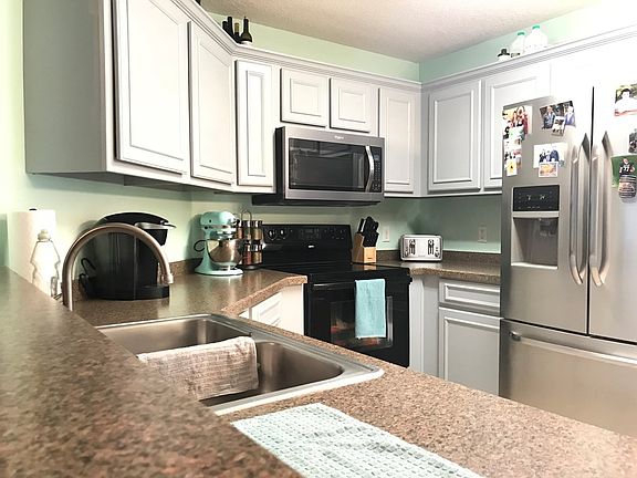 3rd image of 4701 Otter Creek Cir