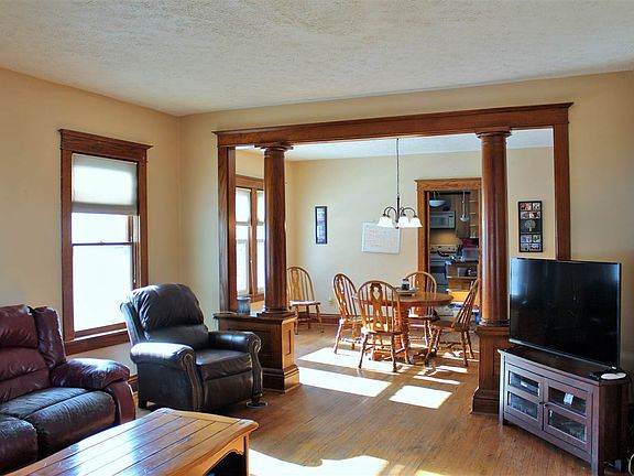 5th image of 2602 Farnam St