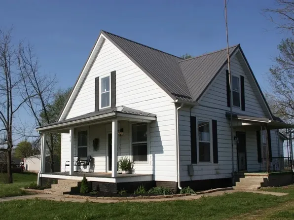 98 S Main St, Marshall, IN 47859
