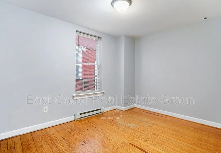 721 2nd St #A — Photo 11