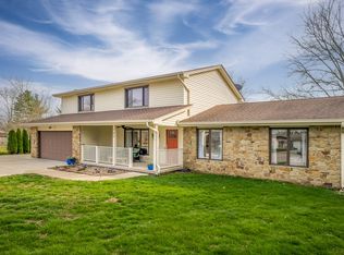 703 N Riverside Ct, Columbus, IN 47203