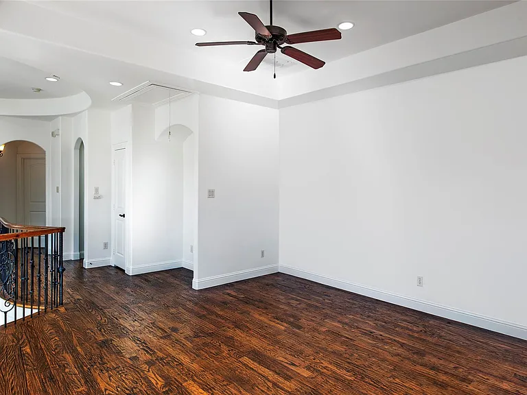 3606 S Versailles Ave — Photo 21