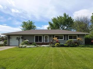 23420 Comstock Rd, Bedford Heights, OH 44146