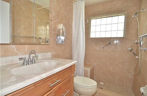 3rd image of 1804 Wolf Laurel Dr