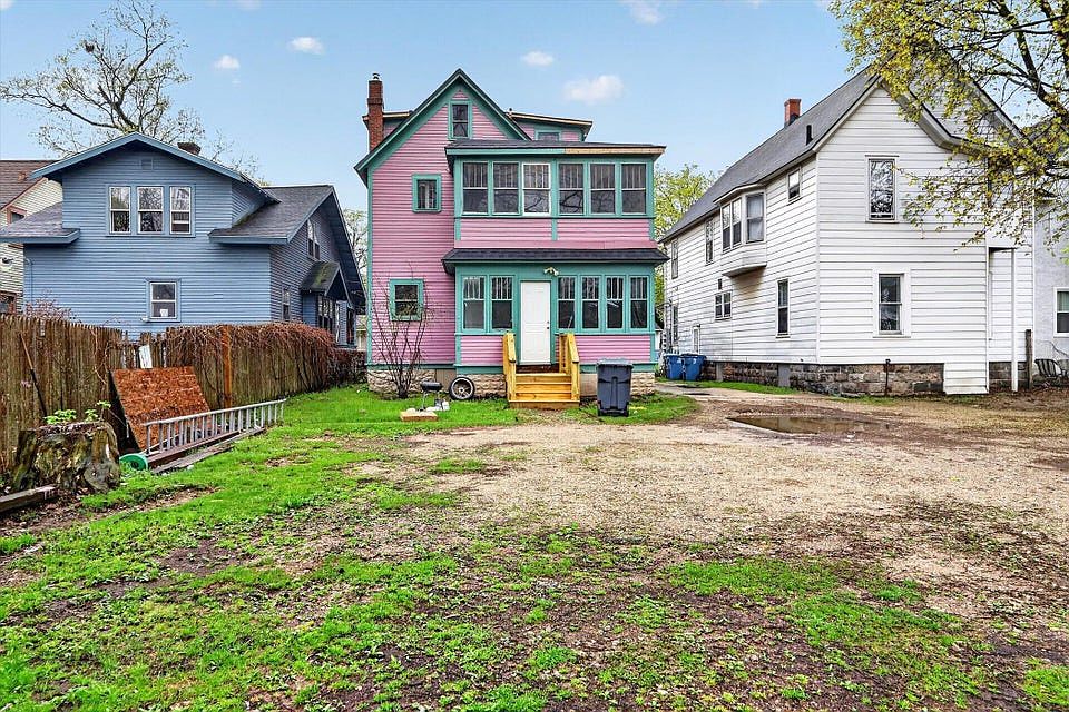 1st image of 417 Locust St #2