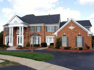 1011 Kimswick Manor Ct, Ballwin, MO 63011
