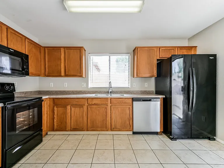 10849 E Carol Ave — Photo 8