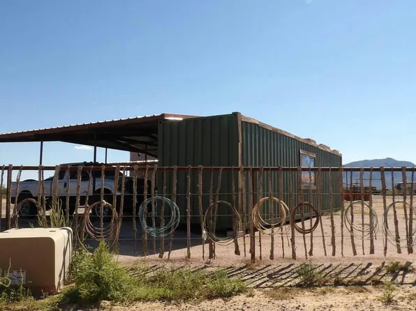 51925 W Buffalo Dog Rd, Aguila, AZ 85320