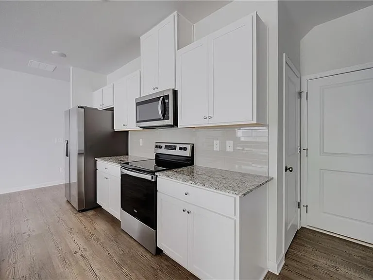 5141 Sidney Square Dr — Photo 14