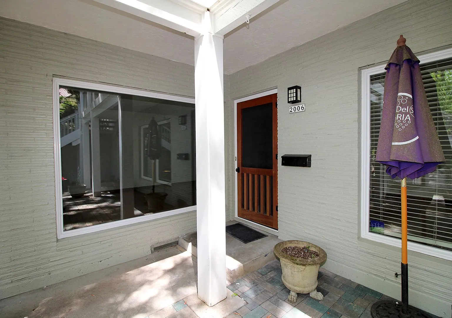 rbhl01 — Photo 2