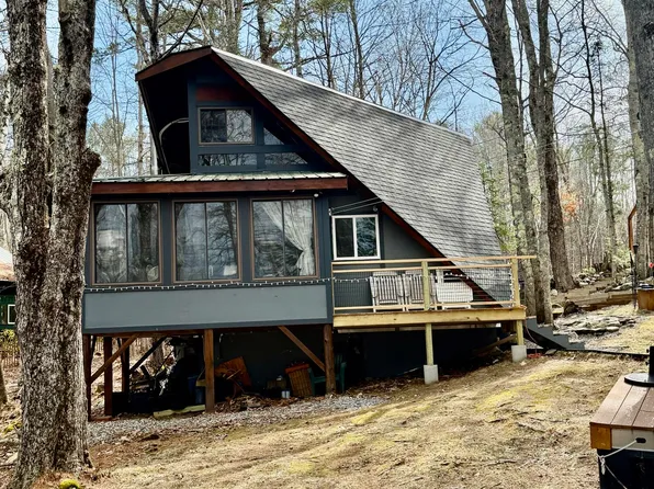 47 Point Lane, Norway, ME 04268