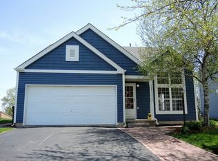 648 Nichole Ln, Geneva, IL 60134