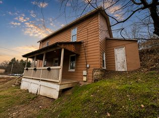 406 Pierson Run Rd, Pittsburgh, PA 15239