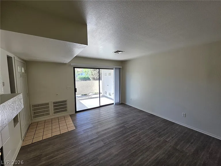 4865 S Torrey Pines Dr #106 — Photo 25