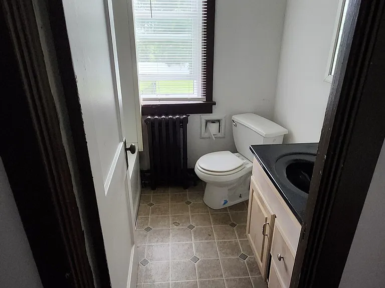133 W Oilwell St — Photo 5