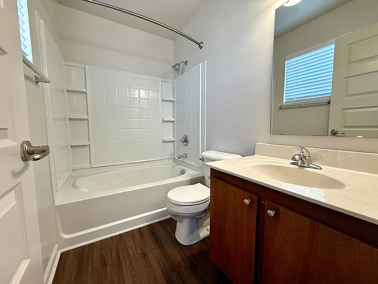 Madison - Primary Bath