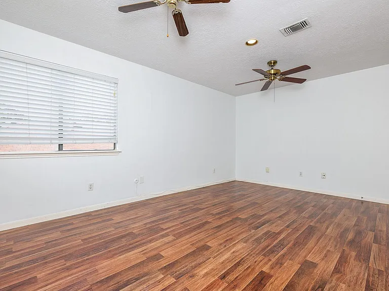 1511 Bradney Dr — Photo 24