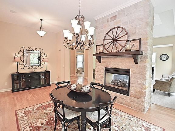 5th image of 8819 Creighton Dr