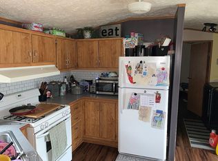 2714 Autumn Lake Dr, Anderson, IN 46017