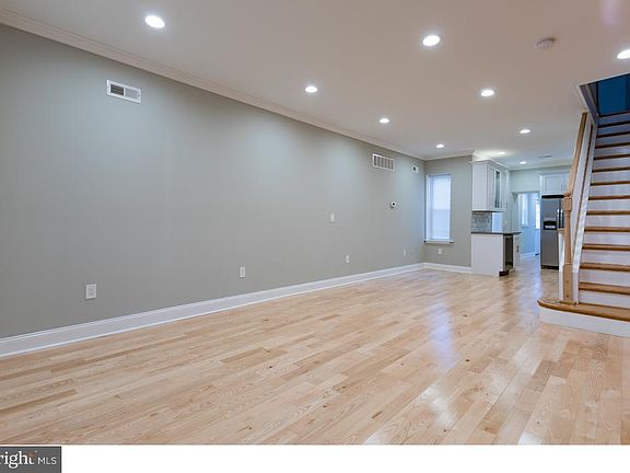 5th image of 2604 E Ann St